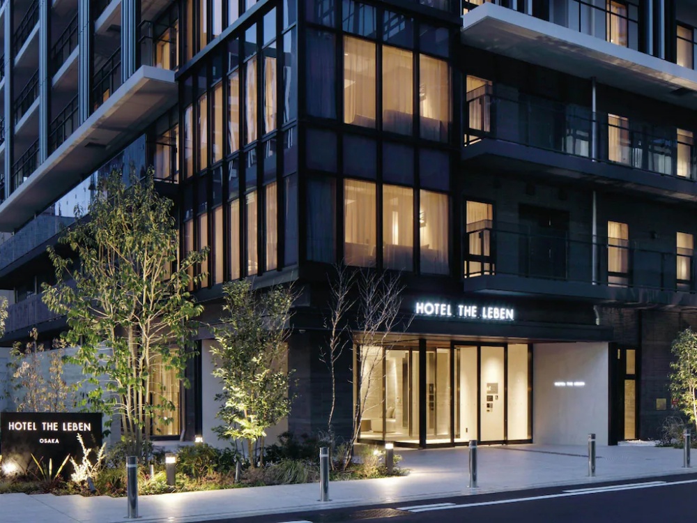 大阪雷本酒店現代感外觀