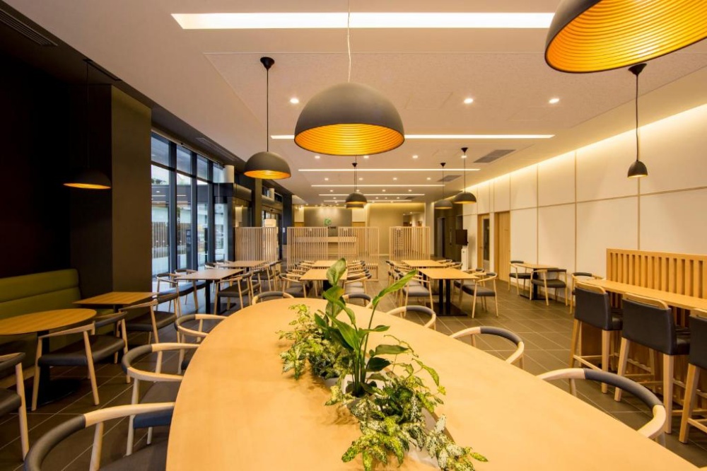 唐草飯店大阪難波可容納很多人的餐廳