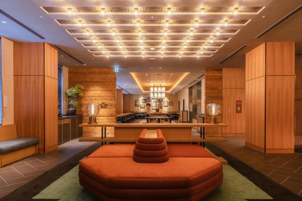 大阪難波道頓堀佛沙飯店的設計感大廳